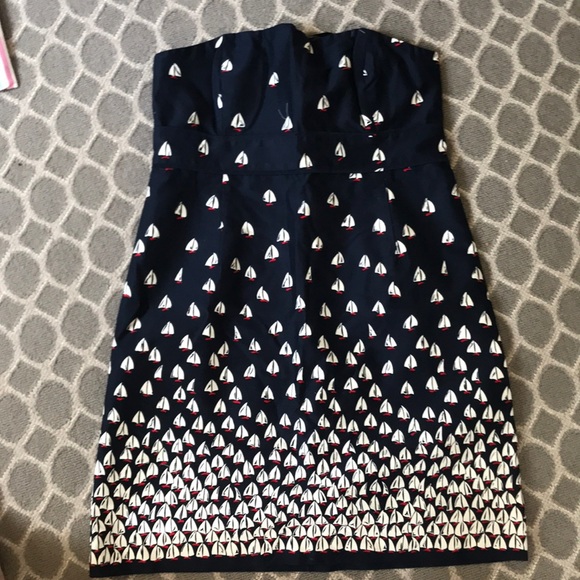 Dresses & Skirts - Vineyard vines no tag strapless dress!!